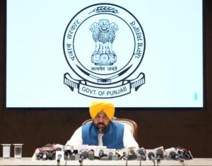 ਆਸਟ੍ਰੇਲੀਆ ਤੋਂ ਡਿਪੋਰਟ ਕੀਤੇ ਜਾ ਰਹੇ ਪੰਜਾਬ ਦੇ 11 ਲੋਕਾਂ ਦੇ ਦਿੱਲੀ ਹਵਾਈ ਅੱਡੇ ‘ਤੇ ਪਹੁੰਚਣ ਸਮੇਂ ਪੰਜਾਬ ਸਰਕਾਰ ਦੇ ਅਧਿਕਾਰੀ ਮੌਕੇ ‘ਤੇ ਮੌਜੂਦ ਰਹਿਣਗੇ: CM ਮਾਨ