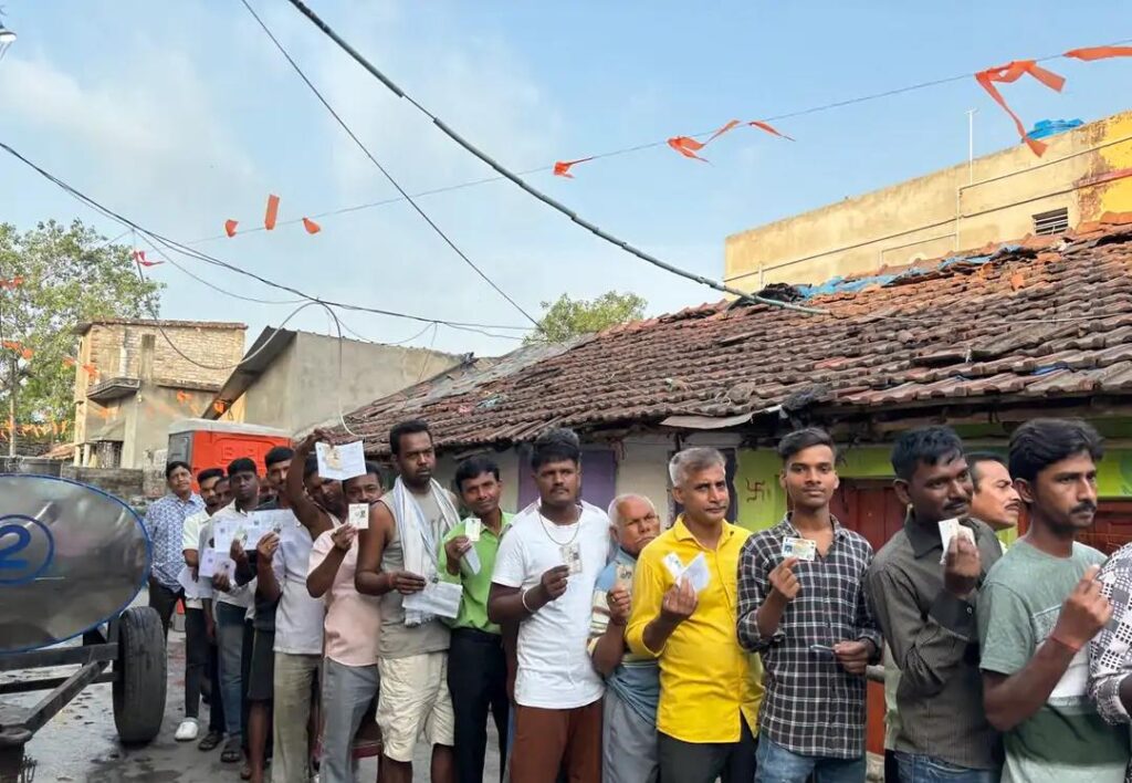 ਪੱਛਮੀ ਬੰਗਾਲ ਦੀਆਂ 142 ਸੀਟਾਂ ‘ਤੇ ਦੂਜੇ ਪੜਾਅ ਲਈ ਵੋਟਿੰਗ ਹੋਈ ਸ਼ੁਰੂ