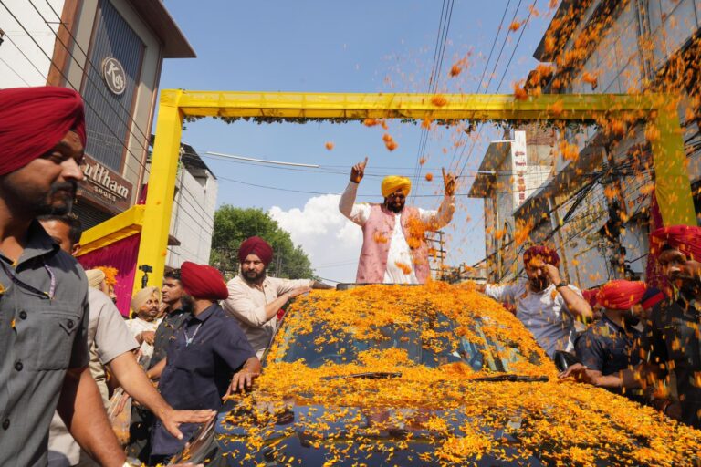 ਮੁੱਖ ਮੰਤਰੀ ਵੱਲੋਂ ਜੇ.ਸੀ.ਟੀ. ਮਿੱਲ ਫਗਵਾੜਾ ਨੂੰ ਮੁੜ ਚਾਲੂ ਕਰਨ ਦਾ ਐਲਾਨ, ਦੋਆਬੇ ਨੂੰ ਮਿਲੇਗਾ ਵੱਡਾ ਹੁਲਾਰਾ