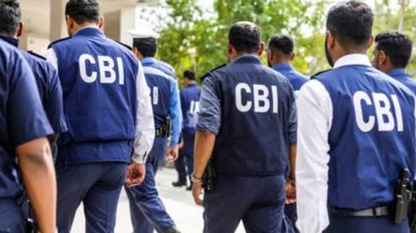 Breaking# CBI ਦੇ ਪੰਜਾਬ ਵਿਜੀਲੈਂਸ ਚੀਫ ਦੇ ਰੀਡਰ ਵਿਰੁੱਧ ਰਿਸ਼ਵਤ ਮਾਮਲੇ ‘ਚ ਕੀਤਾ ਮੁਕਦਮਾ ਦਰਜ  