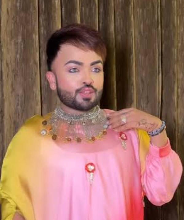 Breaking# ਵੱਡੀ ਖਬਰ:- Gay ਇਨਫਲੂਐਂਸਰ Mad Sandhu ਦੀ ਗੋਲੀਆਂ ਮਾਰ ਕੇ ਕੀਤੀ ਹੱਤਿਆ